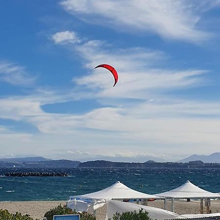 לינה וארוחת בוקר איסקיה La Finestra Sul Mare מראה חיצוני תמונה