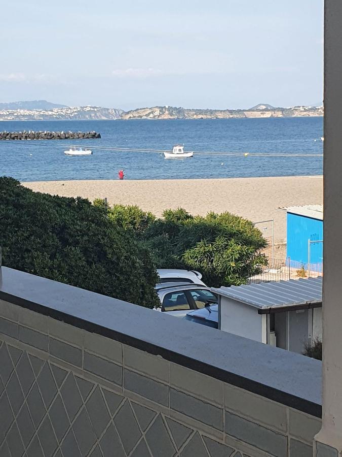 לינה וארוחת בוקר איסקיה La Finestra Sul Mare מראה חיצוני תמונה
